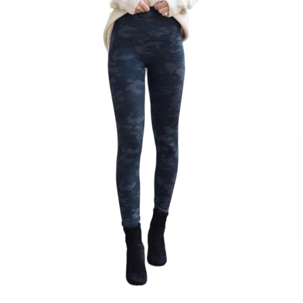 Spanx medium high rise seamless leggings Camo